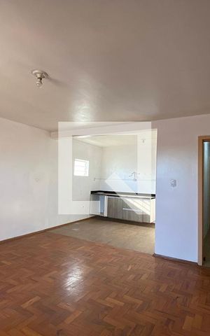 Casa à venda com 300m², 4 quartos e sem vagaSala