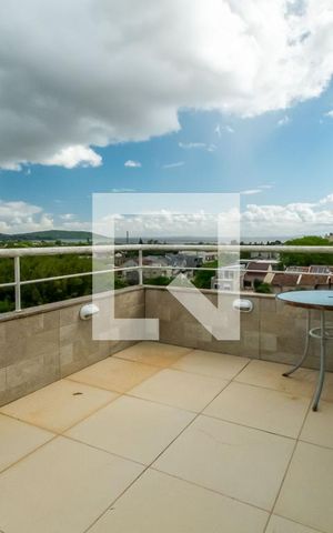 Casa de condomínio à venda com 200m², 2 quartos e 4 vagas Casa de condomínio à venda com 200m², 2 quartos e 4 vagasTerraço