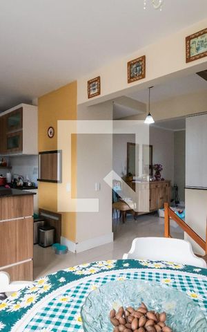 Casa de condomínio à venda com 200m², 2 quartos e 4 vagas Casa de condomínio à venda com 200m², 2 quartos e 4 vagasSala