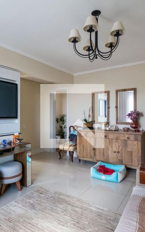 Casa de condomínio à venda com 200m², 2 quartos e 4 vagas Casa de condomínio à venda com 200m², 2 quartos e 4 vagasSala