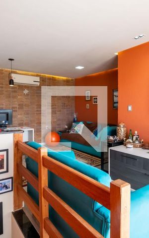 Casa de condomínio à venda com 200m², 2 quartos e 4 vagas Casa de condomínio à venda com 200m², 2 quartos e 4 vagasSala íntima