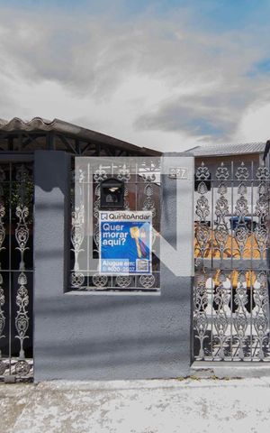 Casa para alugar com 75m², 2 quartos e sem vagaFachada - Placa