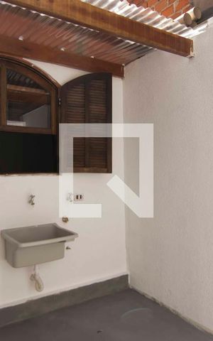 Casa para alugar com 75m², 2 quartos e sem vagaLavanderia