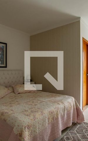 Casa à venda com 180m², 3 quartos e 4 vagas Casa à venda com 180m², 3 quartos e 4 vagasQuarto Suíte