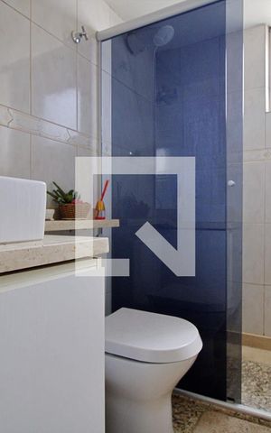 Apartamento à venda com 70m², 2 quartos e 1 vaga Apartamento à venda com 70m², 2 quartos e 1 vagaBanheiro