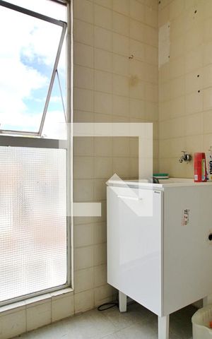Apartamento à venda com 70m², 2 quartos e 1 vaga Apartamento à venda com 70m², 2 quartos e 1 vagaÁrea de Serviço