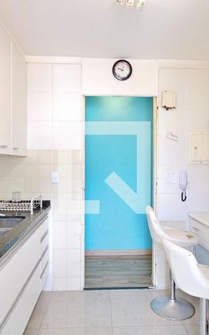 Apartamento à venda com 70m², 2 quartos e 1 vaga Apartamento à venda com 70m², 2 quartos e 1 vagaCozinha