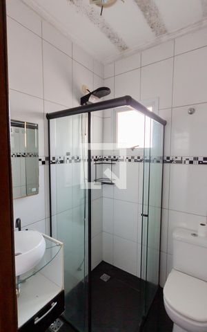 Apartamento à venda com 100m², 2 quartos e 2 vagas Apartamento à venda com 100m², 2 quartos e 2 vagasBanheiro