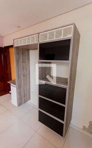 Apartamento à venda com 100m², 2 quartos e 2 vagas Apartamento à venda com 100m², 2 quartos e 2 vagasArmário
