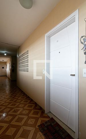 Apartamento para alugar com 55m², 2 quartos e 1 vaga Apartamento para alugar com 55m², 2 quartos e 1 vagaCorredor Externo