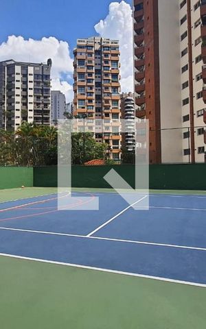 Apartamento à venda com 156m², 4 quartos e 3 vagas Apartamento à venda com 156m², 4 quartos e 3 vagasQuadra Esportiva
