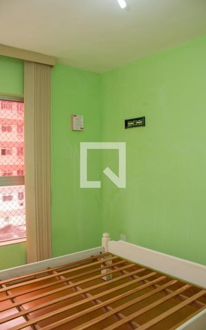 Apartamento à venda com 75m², 2 quartos e 1 vagaQuarto 02
