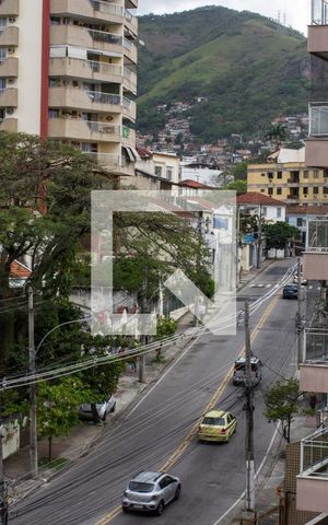 Apartamento à venda com 75m², 2 quartos e 1 vagaÁrea de Serviço - Janela