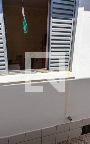 Casa à venda com 200m², 4 quartos e 2 vagas Casa à venda com 200m², 4 quartos e 2 vagasVista da Suite 1