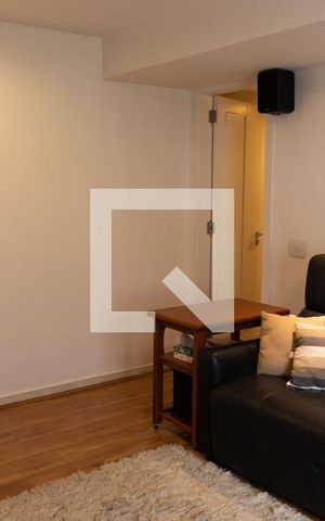 Casa à venda com 563m², 5 quartos e 2 vagas Casa à venda com 563m², 5 quartos e 2 vagasEscritório