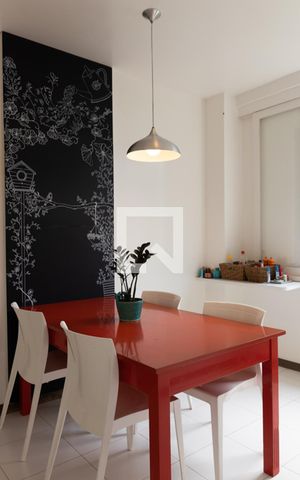 Casa à venda com 563m², 5 quartos e 2 vagas Casa à venda com 563m², 5 quartos e 2 vagasCozinha 1