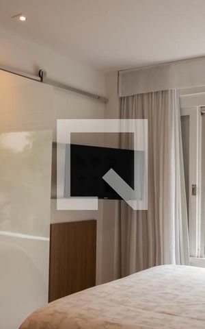 Casa à venda com 563m², 5 quartos e 2 vagas Casa à venda com 563m², 5 quartos e 2 vagasQuarto 2