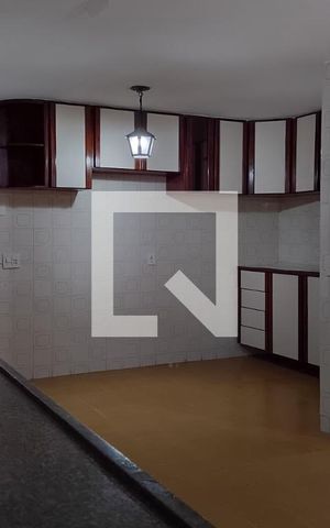 Casa de condomínio à venda com 132m², 3 quartos e 1 vaga Casa de condomínio à venda com 132m², 3 quartos e 1 vagaCozinha