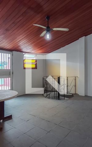 Casa de condomínio à venda com 132m², 3 quartos e 1 vaga Casa de condomínio à venda com 132m², 3 quartos e 1 vagaSala 2