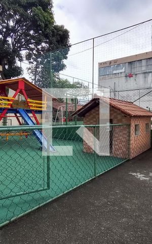 Casa de condomínio à venda com 132m², 3 quartos e 1 vaga Casa de condomínio à venda com 132m², 3 quartos e 1 vagaÁrea comum - Playground