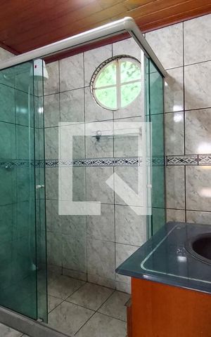 Casa de condomínio à venda com 132m², 3 quartos e 1 vaga Casa de condomínio à venda com 132m², 3 quartos e 1 vagaBanheiro Social e Área de Serviço