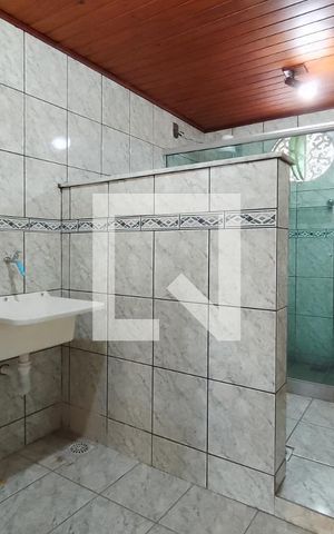 Casa de condomínio à venda com 132m², 3 quartos e 1 vaga Casa de condomínio à venda com 132m², 3 quartos e 1 vagaBanheiro Social e Área de Serviço