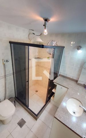 Casa de condomínio à venda com 132m², 3 quartos e 1 vaga Casa de condomínio à venda com 132m², 3 quartos e 1 vagaBanheiro