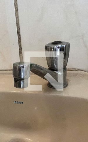 Apartamento à venda com 185m², 4 quartos e 3 vagasBanheiro de Serviço