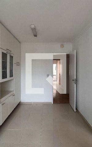 Apartamento à venda com 185m², 4 quartos e 3 vagasCozinha