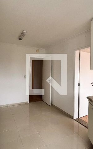 Apartamento à venda com 185m², 4 quartos e 3 vagasCozinha