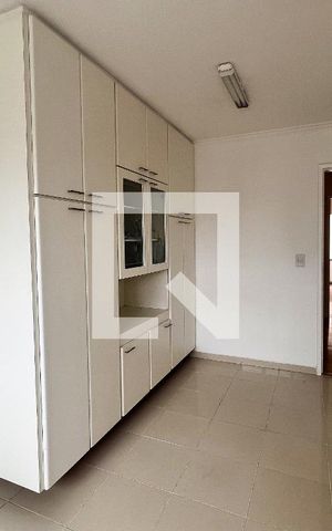 Apartamento à venda com 185m², 4 quartos e 3 vagasCozinha