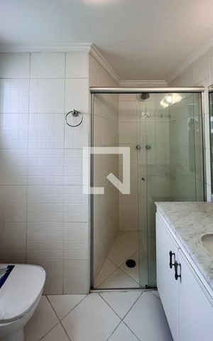 Apartamento à venda com 185m², 4 quartos e 3 vagasBanheiro da Suíte 1