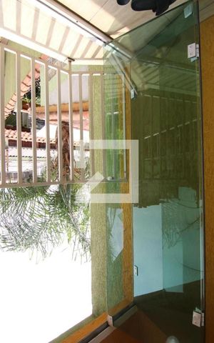 Casa à venda com 84m², 3 quartos e 2 vagasVaranda
