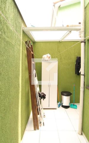Casa à venda com 84m², 3 quartos e 2 vagasÁrea de Serviço
