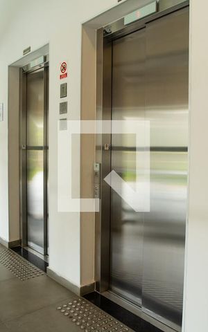 Apartamento para alugar com 28m², 1 quarto e sem vaga Apartamento para alugar com 28m², 1 quarto e sem vagaÁrea comum - Elevadores