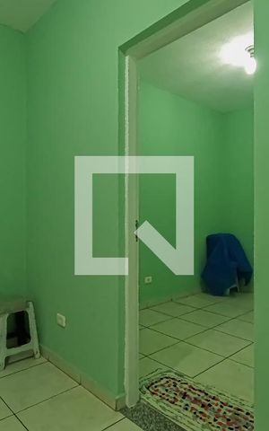 Casa para alugar com 40m², 1 quarto e sem vaga Casa para alugar com 40m², 1 quarto e sem vagaSala/Cozinha