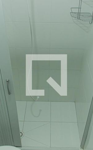 Apartamento para alugar com 43m², 2 quartos e sem vagaBanheiro