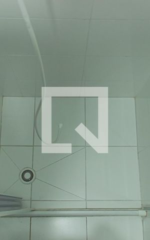 Apartamento para alugar com 43m², 2 quartos e sem vagaBanheiro