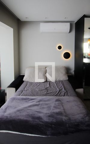 Studio à venda com 34m², 1 quarto e 1 vaga Studio à venda com 34m², 1 quarto e 1 vagaKitnet