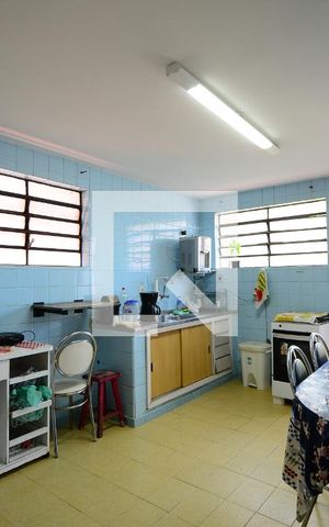 Casa à venda com 140m², 4 quartos e 2 vagasCozinha