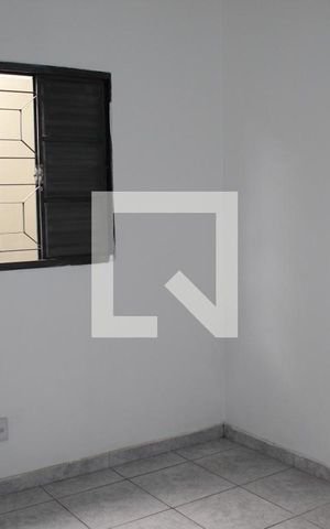 Casa para alugar com 68m², 1 quarto e 1 vagaQuarto 