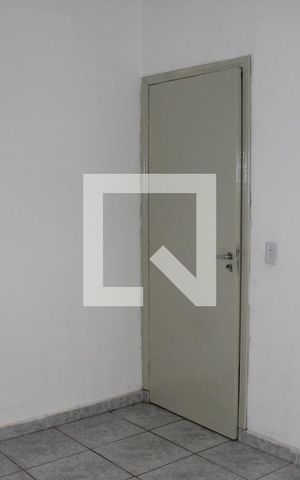 Casa para alugar com 68m², 1 quarto e 1 vagaQuarto 