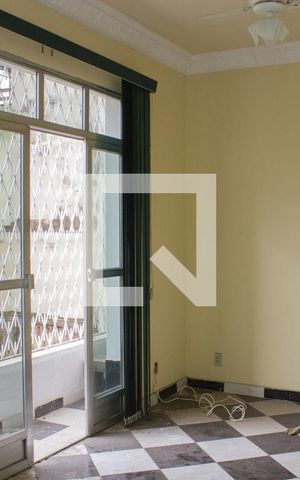 Apartamento para alugar com 79m², 2 quartos e sem vagaSala