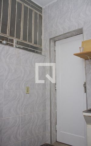 Apartamento para alugar com 79m², 2 quartos e sem vagaÁrea de Serviço
