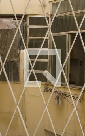 Apartamento para alugar com 79m², 2 quartos e sem vagaQuarto 02 - Janela