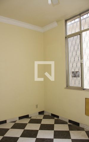 Apartamento para alugar com 79m², 2 quartos e sem vagaQuarto 01