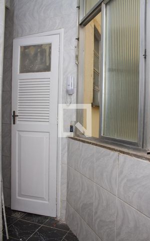 Apartamento para alugar com 79m², 2 quartos e sem vagaÁrea de Serviço