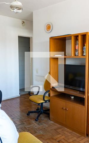 Apartamento à venda com 42m², 1 quarto e 1 vaga Apartamento à venda com 42m², 1 quarto e 1 vagaSala