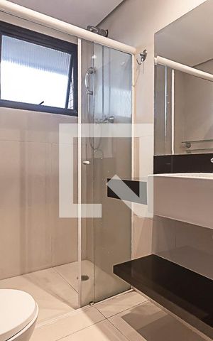 Apartamento à venda com 211m², 4 quartos e 3 vagas Apartamento à venda com 211m², 4 quartos e 3 vagasBanheiro Social