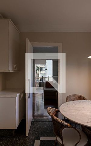 Apartamento à venda com 211m², 4 quartos e 3 vagas Apartamento à venda com 211m², 4 quartos e 3 vagasCopa